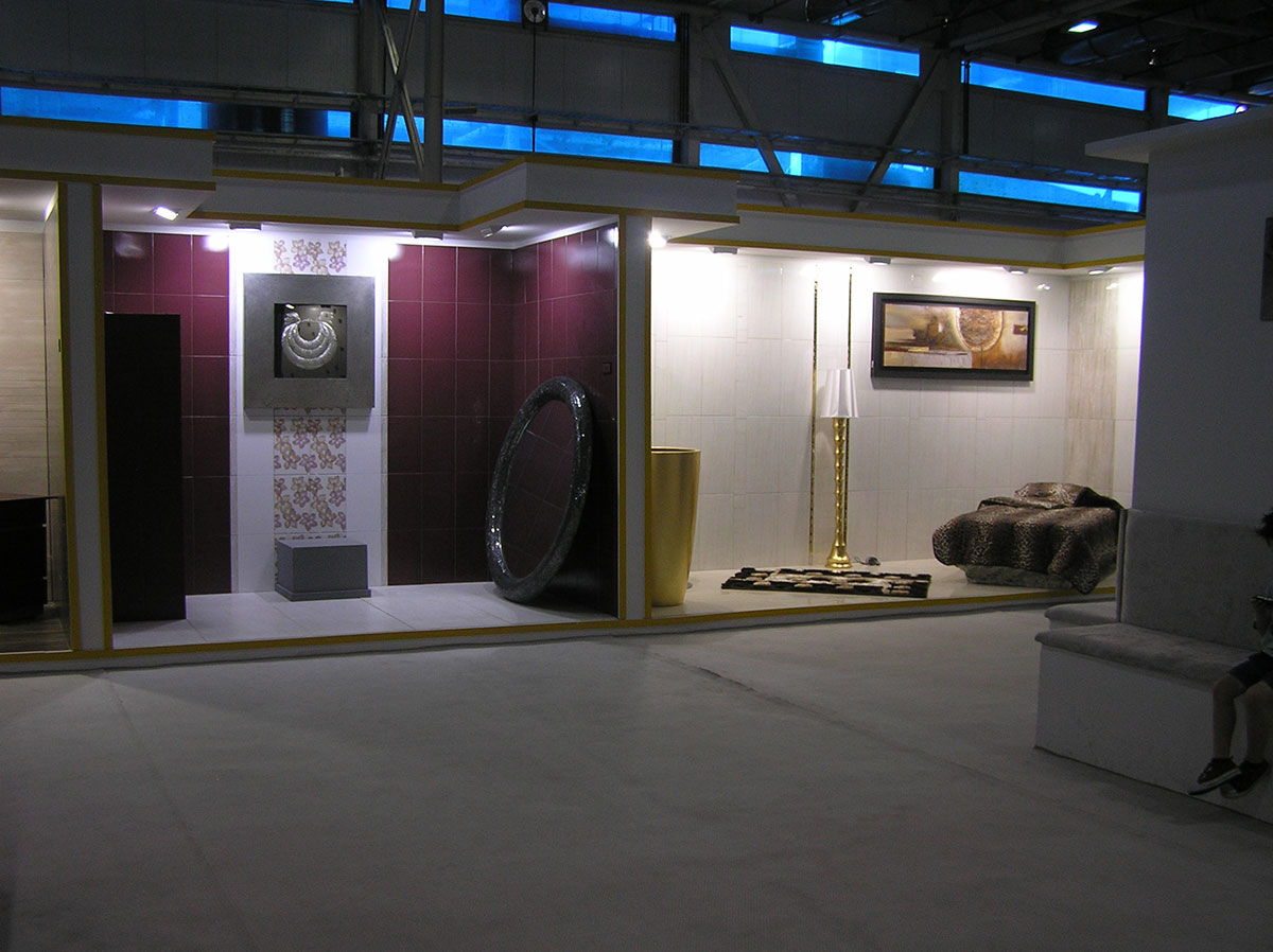Exhibition Apadanaceram